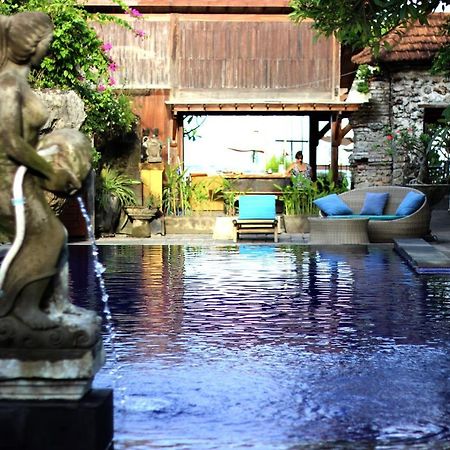Diwangkara Beach Hotel & Resort ซานูร์ ภายนอก รูปภาพ