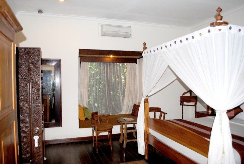 Diwangkara Beach Hotel & Resort ซานูร์ ภายนอก รูปภาพ