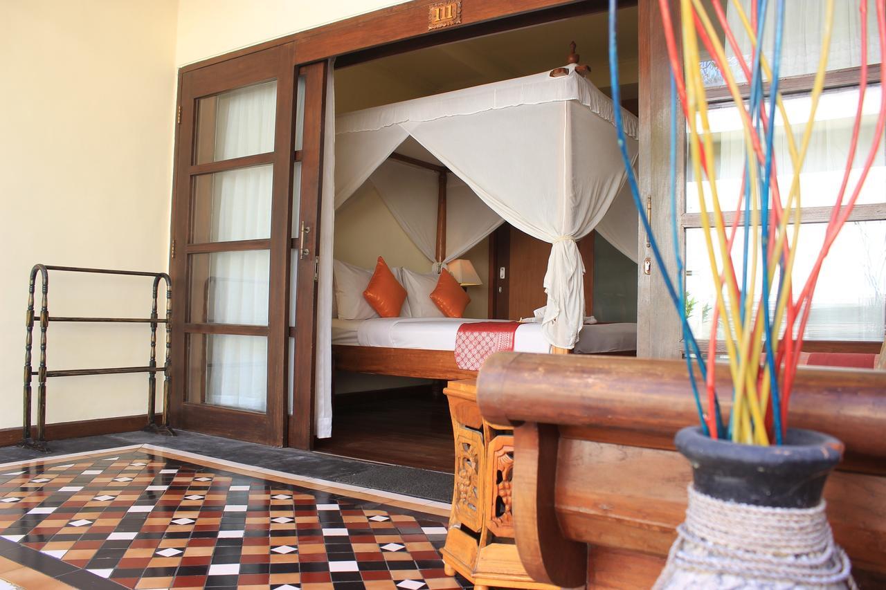 Diwangkara Beach Hotel & Resort ซานูร์ ภายนอก รูปภาพ