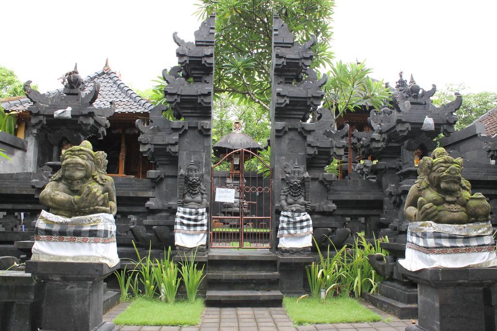 Diwangkara Beach Hotel & Resort ซานูร์ ภายนอก รูปภาพ