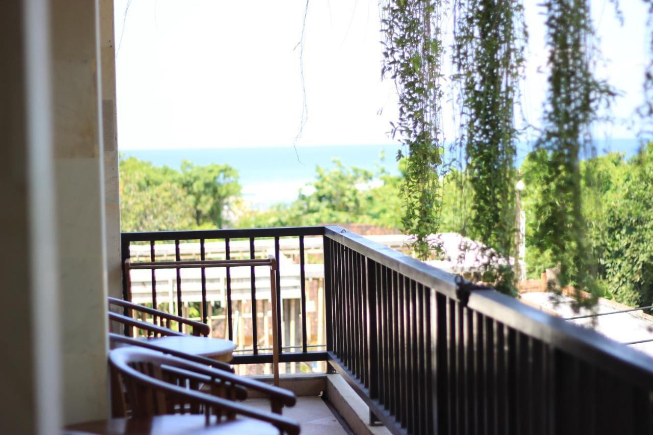 Diwangkara Beach Hotel & Resort ซานูร์ ภายนอก รูปภาพ